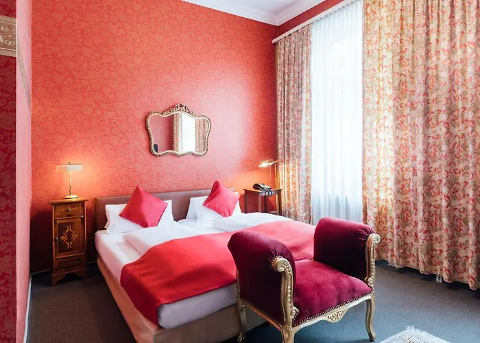 Das Kleine Hotel